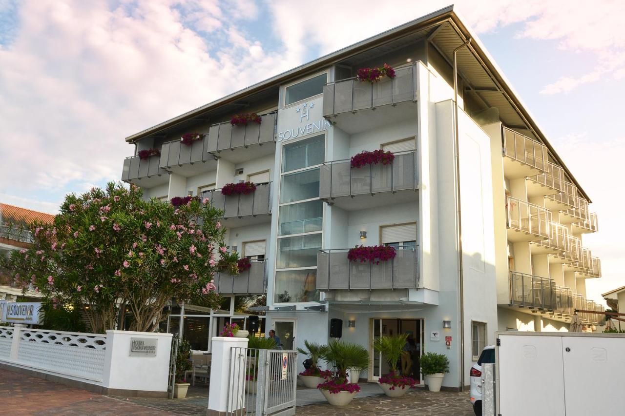 Hotel Souvenir - Koolibry Hotels Cervia Exteriör bild