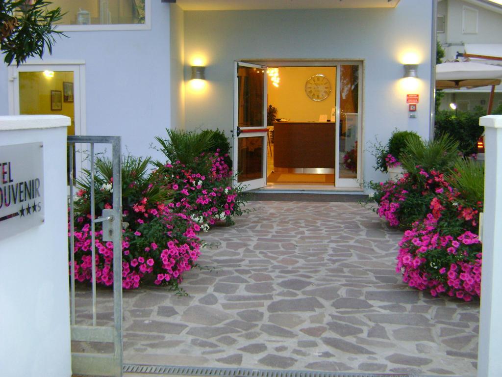 Hotel Souvenir - Koolibry Hotels Cervia Exteriör bild